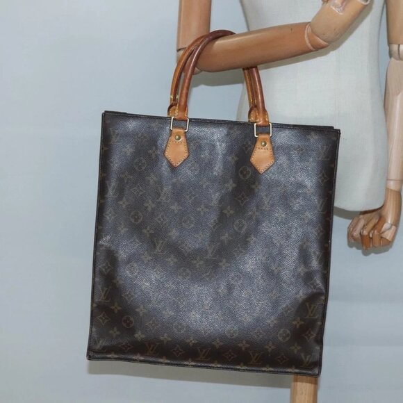 LOUIS VUITTON Monogram Sac Plat Hand Bag - Picture 15 of 16